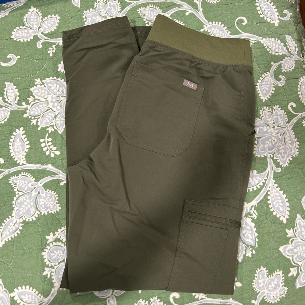 Figs scrub pant